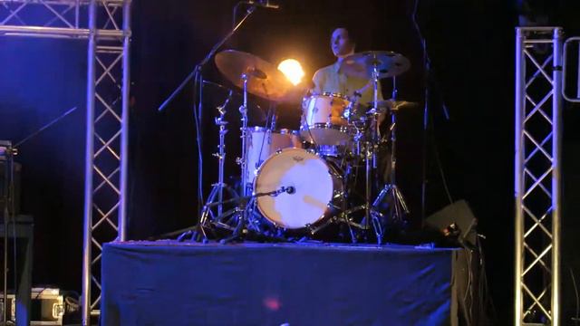 Horst Hansen Trio "Ihr erster Flug" Stadttheater Krefeld смотреть онлайн