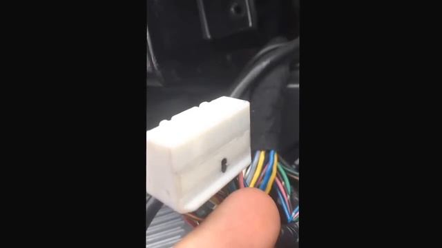 How to install AUX cable in some Mitsubishi models. (Eclipse, Endeavor, Galant). MZ360135EX cable смотреть онлайн