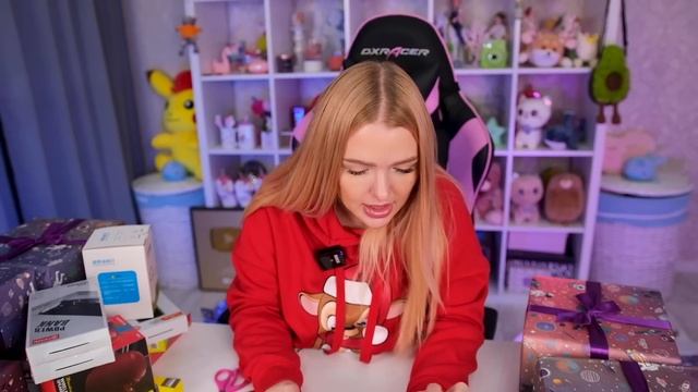 Посылка от БОГАТОЙ ПОДПИСЧИЦЫ 2? Такого Я Не Ожидала! Денежный СЮРПРИЗ БОКС с Дорогими Подарками смотреть онлайн