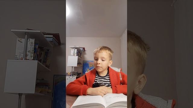 Читаю Дневник СТИВА, застрявшего в «Minecraft» 4/5/6 главы (четверг, пятница, суббота) смотреть онлайн