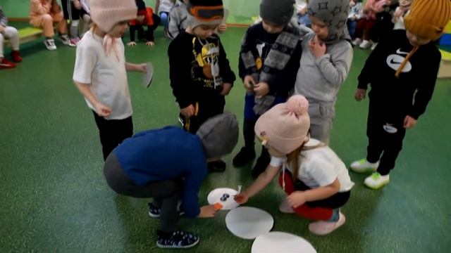 Зимние игры. Одуванчик, 2 младшая группа, 01.02.23 смотреть онлайн