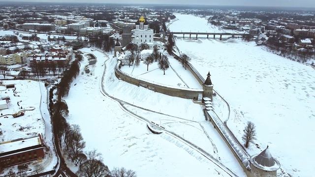 Лучшие места Северо-запада России (Новгород, Старая Русса, Порхов, Псков, Изборск)/ Drone video смотреть онлайн