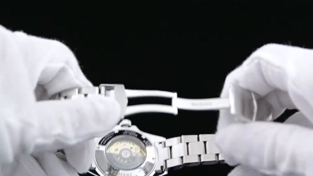 Invicta 9937OB 40mm Pro Diver Swiss Automatic Movement Bracelet Watch смотреть онлайн