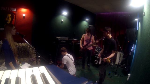 Out Loud Tubus-Base live2 смотреть онлайн