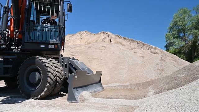 Doosan DX190W-5 Wheeled Excavator