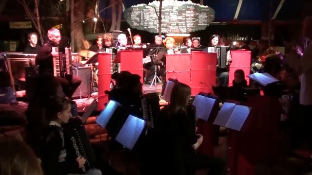 Sleigh Ride (Leroy Andersen) смотреть онлайн