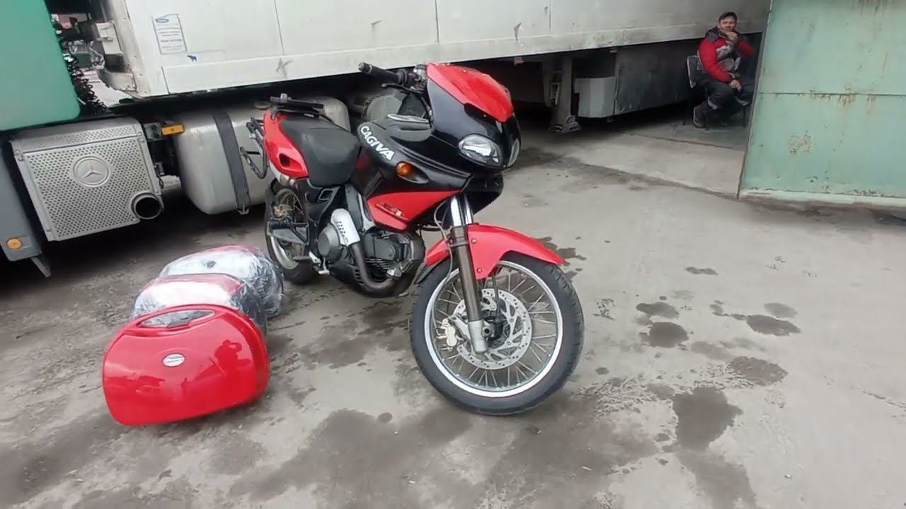 МОТОАЛЬФА Поздравляет Артема из г. Новосибирск  с покупкой мотоцикла: Cagiva Gran Canyon 900