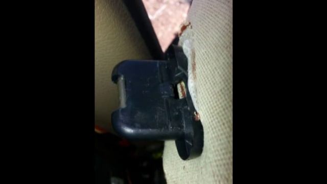 How to access volvo V70 fuel pump смотреть онлайн
