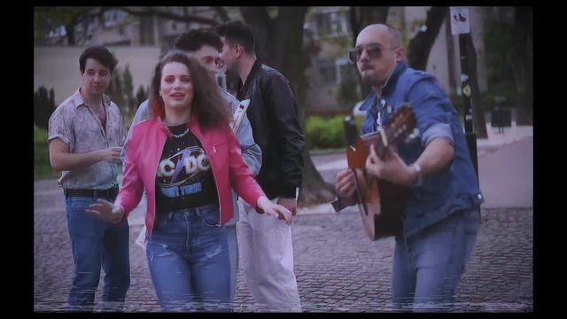 The Sharonz - Valami [Hivatalos videóklip] смотреть онлайн