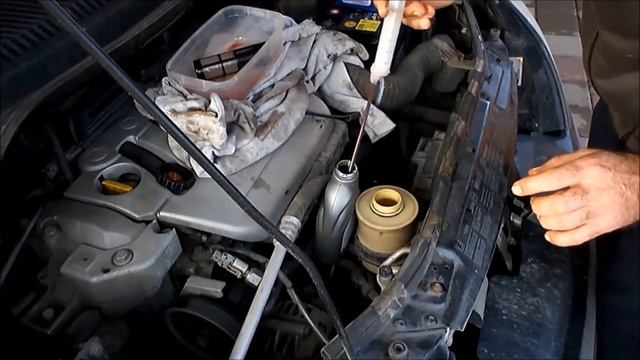 Замена масла в гур Рено