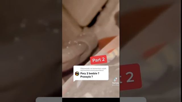 Rosjanka Topi Sie Pod Zimną Wodą W Jeziorze | Русская женщина тонет под холодной водой в озере