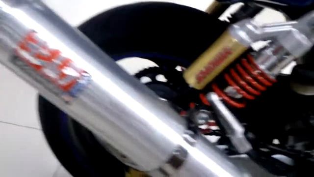 Мотоцикл HONDA CB400SF1 арт.K00649 мотосалон Мегамото смотреть онлайн