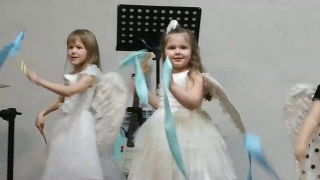 Рождество. Выступление детей.(1) смотреть онлайн