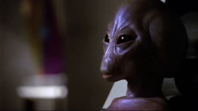 Stargate Sg1 Thor Regaña Al Senador Kinsey. Español Latino