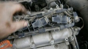 VW POLO  - Быстрая замена свечей зажигания.