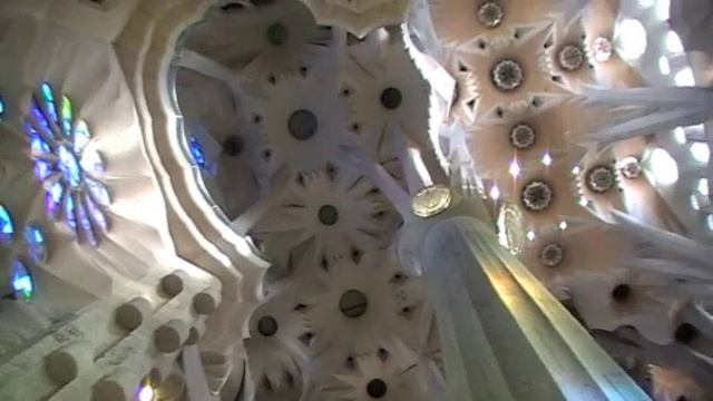 Sagrada Familia 2011 смотреть онлайн