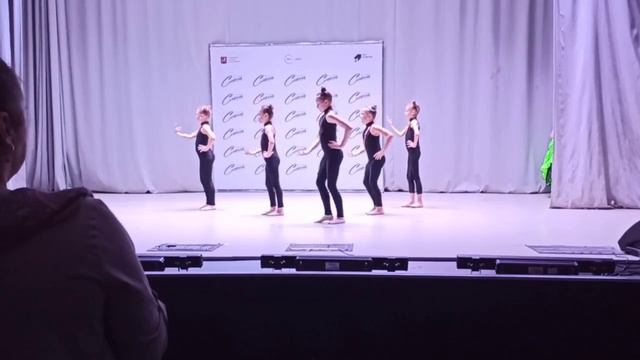 Детская шоу группа "КРИСТАЛЛ" танец "латина" смотреть онлайн