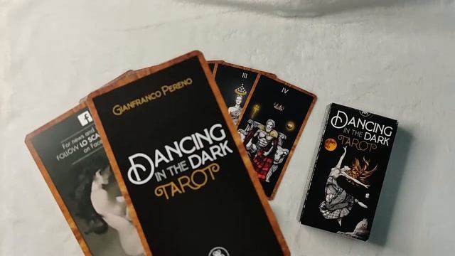 #Review No.46 Dancing in the Dark Tarot #FlipThrough смотреть онлайн