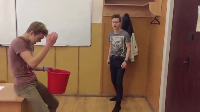 Мои одногруппники во время сессии. смотреть онлайн