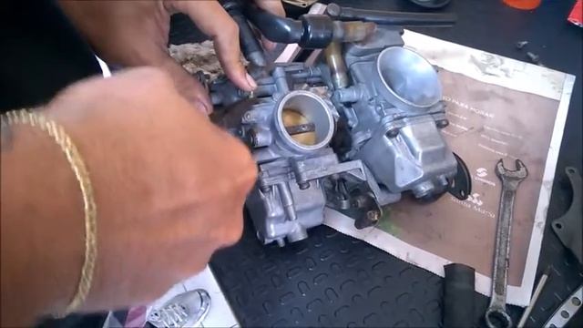 REVISÃO YAMAHA VIRAGO 1100 #02 - CARBURADOR смотреть онлайн