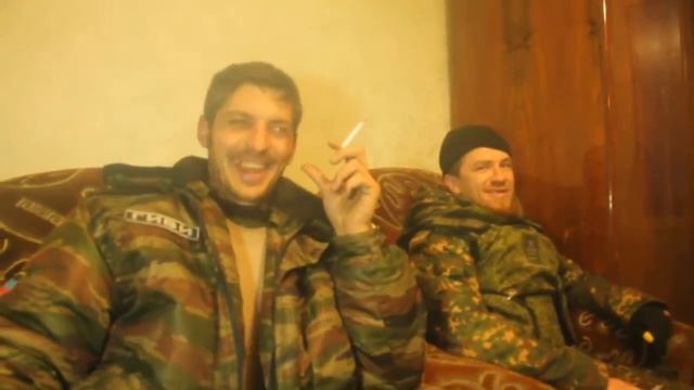 Гиви и Моторола с зарубежным кориспондентом Givi And Motorola With A Foreign Reporter
