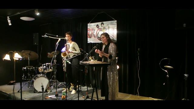 Glitterfittan @ Brötz 190213 смотреть онлайн