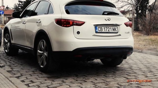 Infiniti FX50S Unleash the V8