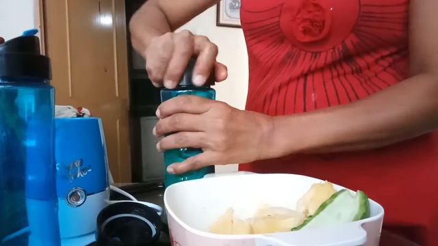 Blender For Sale (Shake 'n Take) смотреть онлайн