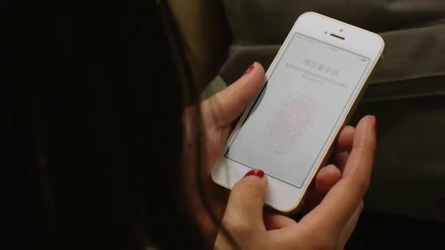 Старт продаж iPhone 5C и 5S смотреть онлайн