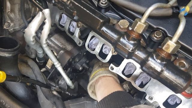 [Ford Mondéo] Dépose pompe HP Delphi смотреть онлайн