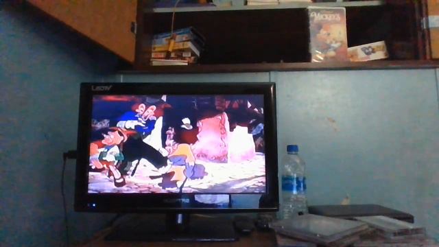 Opening to Mickey's Once Upon A Christmas 1999 VHS смотреть онлайн