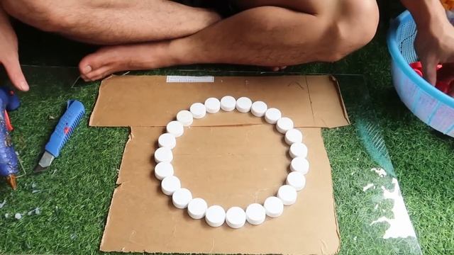 Recycle Plastic Bottle Caps To Make Beautiful Colorful Art Flower Pot смотреть онлайн