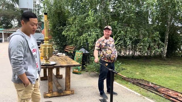 ШАШЛЫК ИЗ РЫБЫ НА ОГРОМНОМ МАНГАЛЕ ! КАК ПРИГОТОВИТЬ И НАКОРМИТЬ ГОСТЕЙ ! #рыба #шашлык #рецепт смотреть онлайн