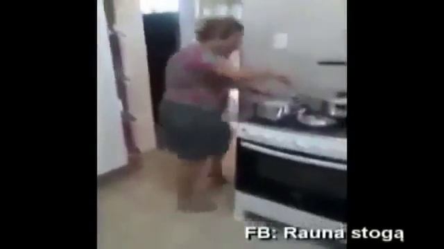 Весёлые танцы. Часть вторая. смотреть онлайн