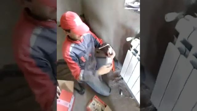 Монтаж труб Uponor PE Xa. подключение радиатора смотреть онлайн