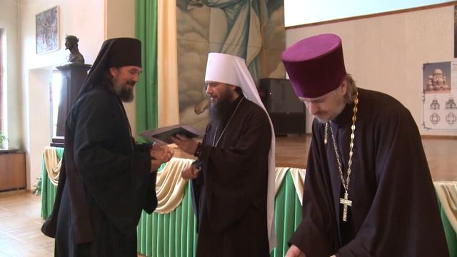 В Царицынском православном Университете состоялась церемония вручения дипломов смотреть онлайн