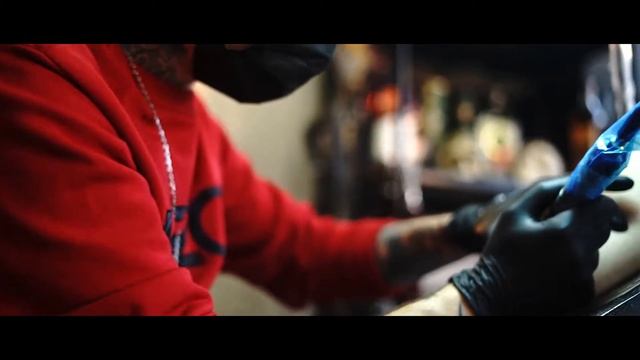 Мужская парикмахерская | Бекстейдж со дня рождения смотреть онлайн