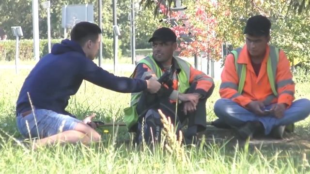КИДАЮ ГРАНАТУ ⁄ НЫРНУЛ В АСФАЛЬТ смотреть онлайн