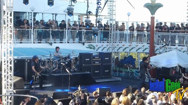 Extreme "Comfortably Dumb" Live Pool Stage NCL Pearl (MORC 2016) смотреть онлайн