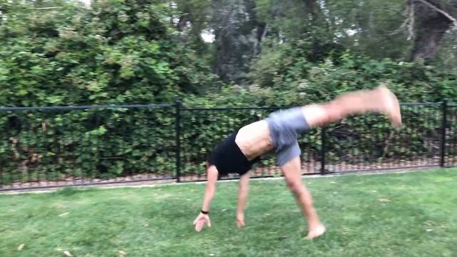 How to Combo Scoot | Tricking Basics Tutorial смотреть онлайн