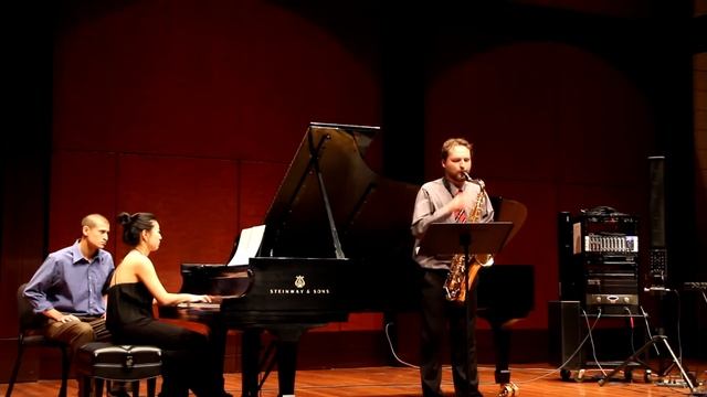 Four Pictures From New York смотреть онлайн