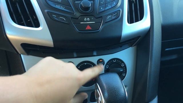 2013 Ford Focus SE W/ 100/0 Folding Rear Seats Review | Island Ford смотреть онлайн