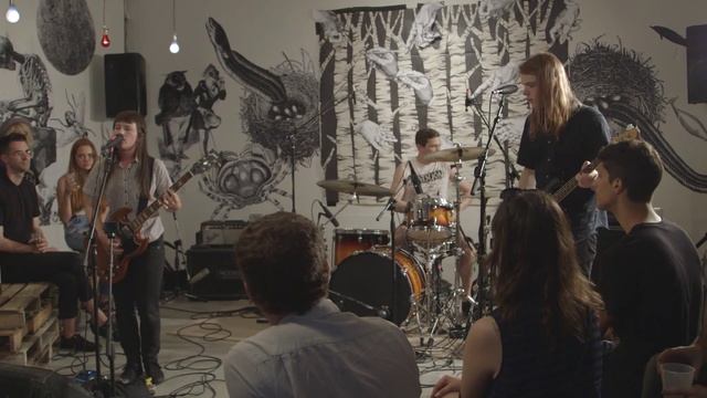 Big Eyes "I Can't Make It On Time" Ramones (Cover) смотреть онлайн