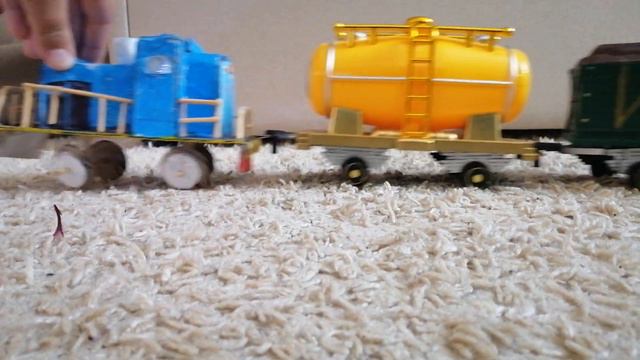 Тгм 4 б тащит грузовой состав смотреть онлайн