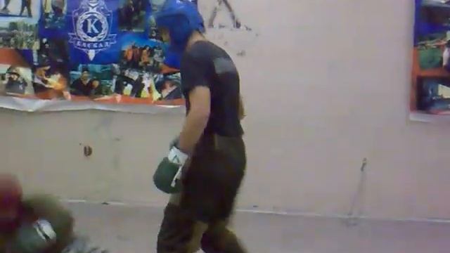 самый быстрый нокаут, сотрясение мозга за 1 секунду..flv смотреть онлайн