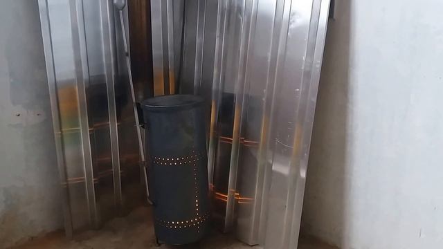 Soba pe ulei ars construita de mine. смотреть онлайн