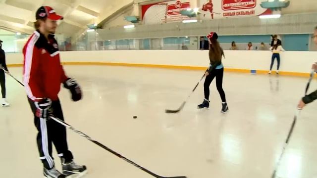 ХК "Авто" и Мисс Екатеринбург смотреть онлайн