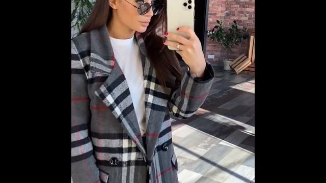 Женское пальто в клетку серое смотреть онлайн