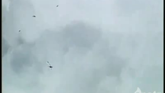Прыжок из одного самолёта в другой смотреть онлайн