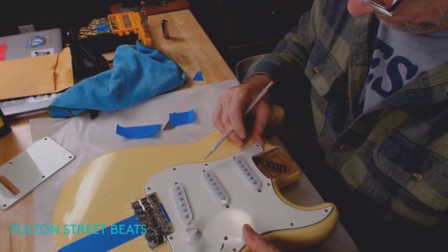 Yngwie Malmsteen Budget Strat Build Pt 2 : Installing the Tremolo, Jack & Loaded Pickguard смотреть онлайн